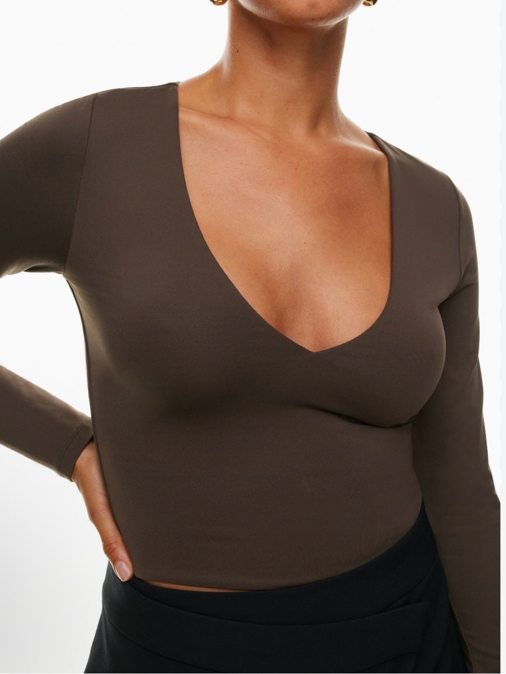 Aritzia Babaton Contour Deep V-Neck Long Sleeve Crop Top - Brown - Large